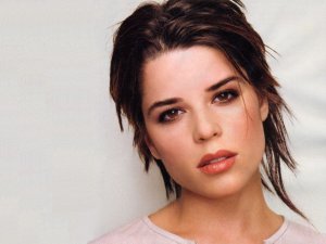 neve-campbell-2